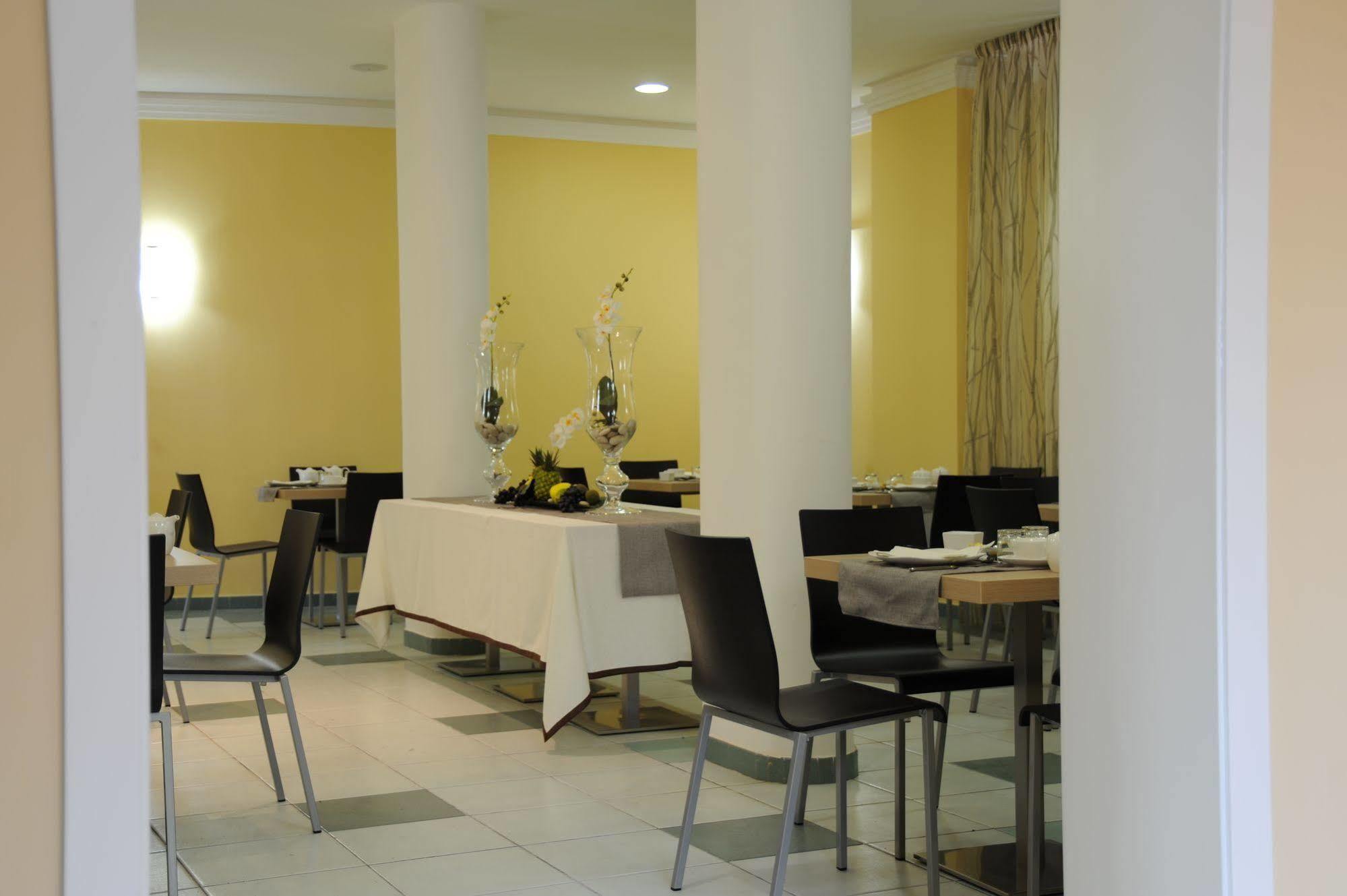 Hotel Bulla Regia Fontane Bianche Dış mekan fotoğraf