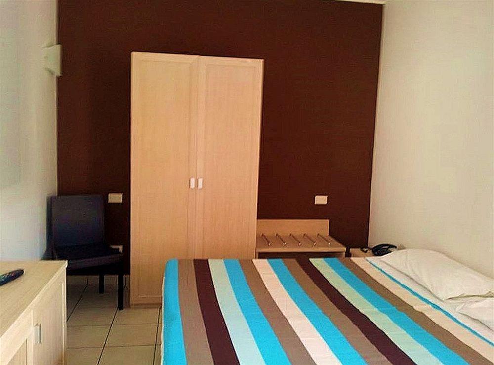 Hotel Bulla Regia Fontane Bianche Dış mekan fotoğraf