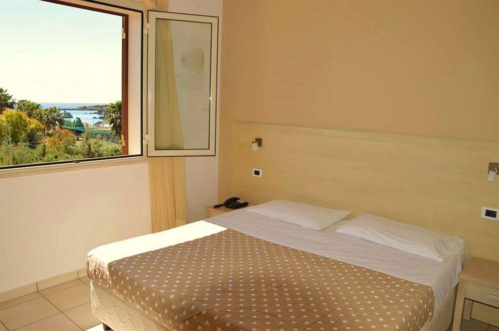 Hotel Bulla Regia Fontane Bianche Dış mekan fotoğraf